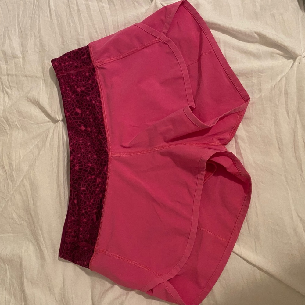 Size 4 Speed Up Lulu Shorts